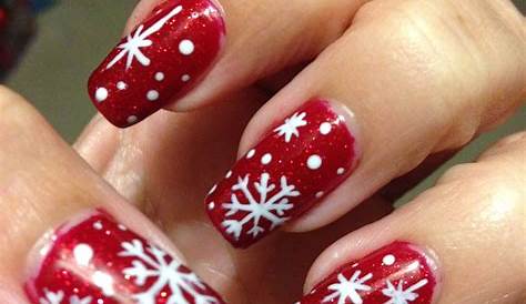 Christmas Nails With Snowflakes