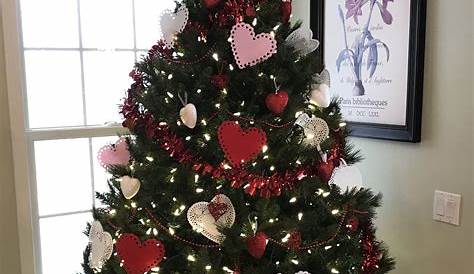 Christmas Tree Decorated For Valentine& 39 Valentine's ! Valentine Valentine Decorations Valentines
