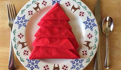 Christmas Tree Napkin Fold