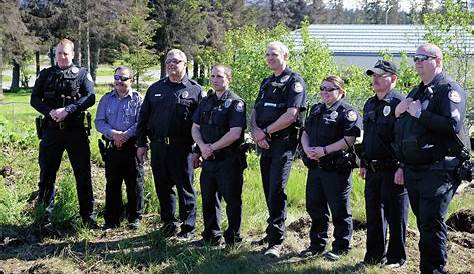 Homer Police Department bids farewell to 2 officers | Homer News