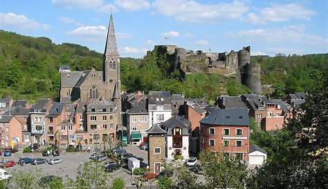 Vakantiehuis in het historische centrum van La Roche en Ardenne - La