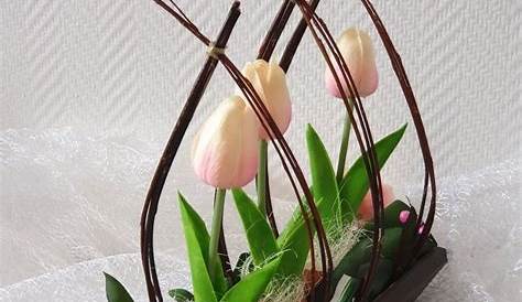 art floral moderne, sculpture florale avec tulipes et callas Creative
