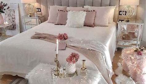 Cozy Romantic Bedroom Decor