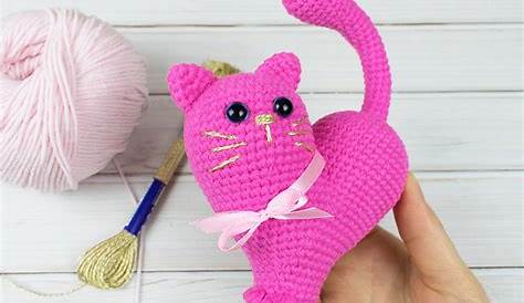 Crochet Amigurumi Valentine Cat Pattern Etsy In 2020