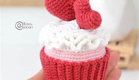 Crochet Valentine Cupcake