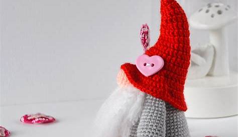 Crochet Valentine Gnomes Gnome Pattern Amigurumi Gnome In Love Pdf Etsy In