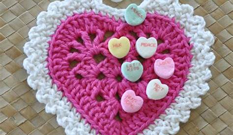 Crochet Valentine Holder