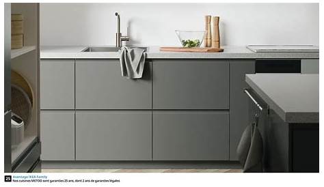 Cuisine VOXTORP gris foncé pour un look épuré IKEA