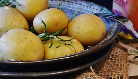 Comment réussir la cuisson des pommes de terre au Cookéo® ? : Femme