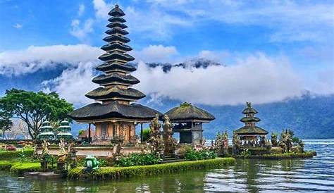 Top 10 Objek Wisata Indonesia Paling Populer di Dunia - YouTube
