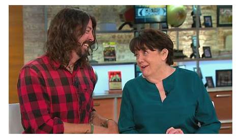 Rocker Dave Grohl gives his mom glowing credit in growing his talents