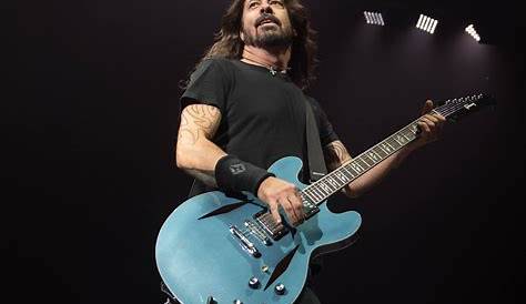 Dave Grohl Signed Full-Size Electric Guitar (JSA COA) | Pristine Auction