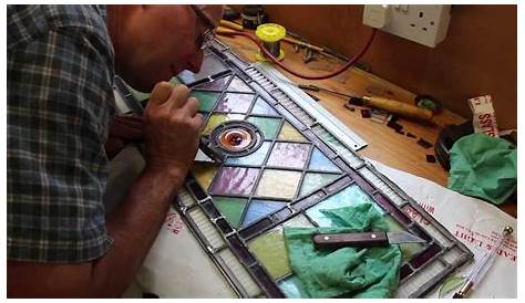 Diy Stained Glass Repair Nancy Is Ing A Lamp Shade She Estimates