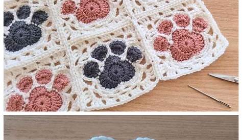 Crochet Paw Square Blanket Free Pattern + Video