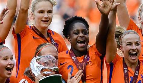 Lieke Martens voted world's best female football player | Heavenly Holland