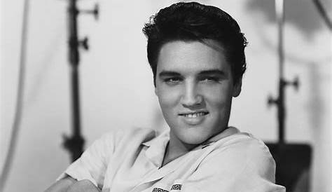 Elvis Presley's 10 Most Iconic Career Moments: See The Photos!