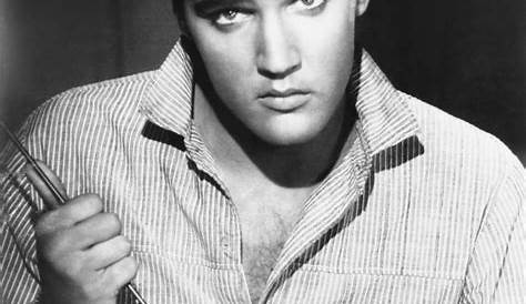 Vintage Photographs of Elvis Presley in 1960, When He Was Leaving the
