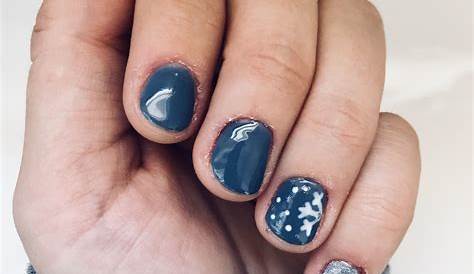 Embrace The Glam: Vibrant Winter Nail Colors For Busy Moms