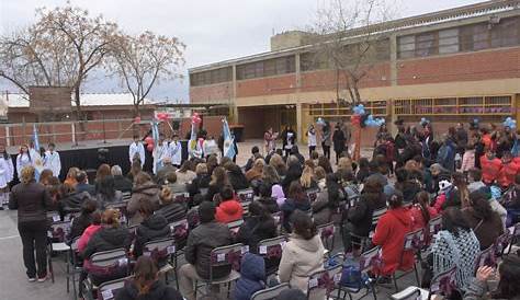 La escuela Provincia de Salta celebró sus 100 años - MendoVoz