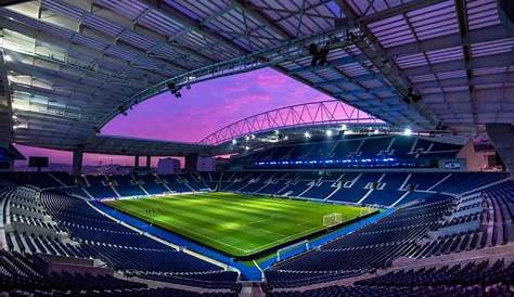 UEFA atribui 5 estrelas ao relvado do Estádio do Dragão - RED