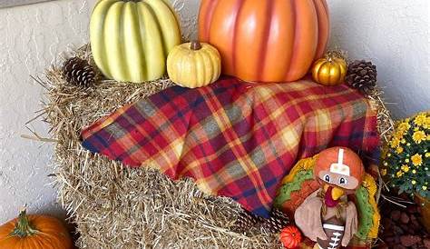 Fall Decor Ideas For The Home Porch With Hay