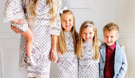 Gorgeous Families In Matching Outfits For A Family Portraits