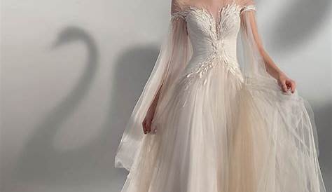 Enchanted Serenity of Period Films: Vintage-inspired gowns from Wedding