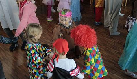 Kinder machen wieder Karneval für Kinder