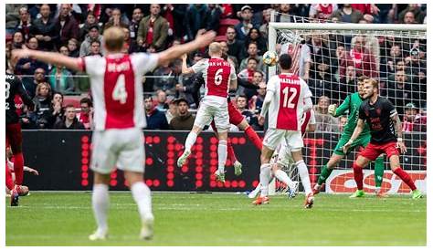 Ajax wint laatste competitiewedstrijd van 2018, blijft tweede - NRC