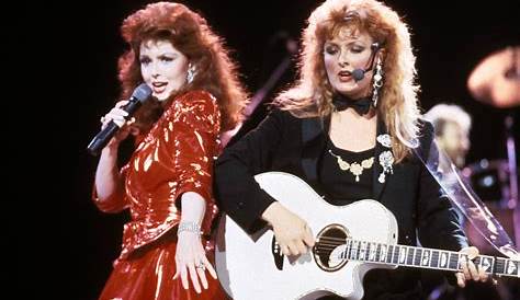 Can You Name These Iconic Female Country Singers?