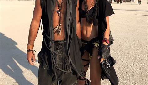 Festival Outfits For Couples