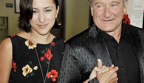 Filha de Robin Williams se afasta das redes sociais após receber