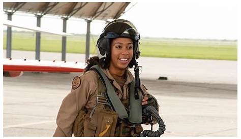 US Navy announces its first Black female fighter pilot | American
