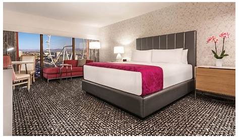Flamingo Executive Hotel Room - With A View over fairy wheel and the
