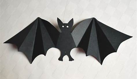 fledermaus basteln papier-kreise-falten-flügel-anleitung | Fledermaus