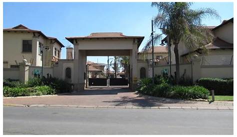 FNB Repossessed 4 Bedroom House for Sale in Westville - MR3