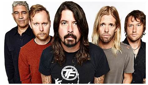 FOO FIGHTERS Celebrate DAVE GROHL's Birthday With "Waiting On A War