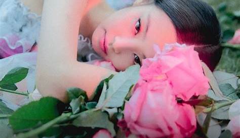 Foto Album Jennie Blackpink Solo BLACKPINK / JENNIE SOLO Cover 2 By LE On