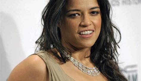 Michelle Rodriguez se disculpa por comentarios sobre las minorías en