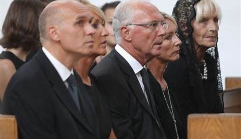 Franz Beckenbauer feiert mit seiner Ehefrau Heidi und Sohn Joel - Leute
