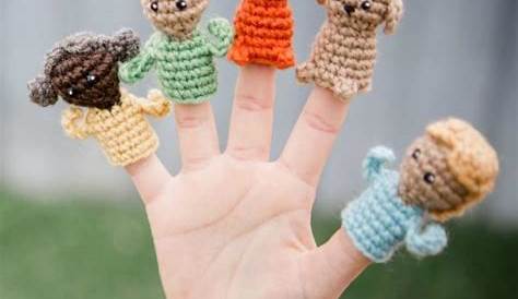 Safari Animal Finger Puppets Crochet Kit and Pattern in Deramores Yarn