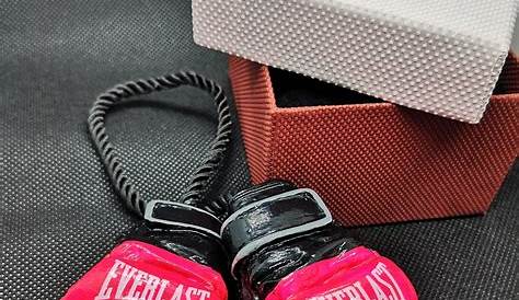 UFC Fighters Gloves, Custom MMA gifts, Car hanging Ufc gloves
