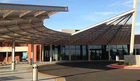 Hu Hu Kam Memorial Hospital’s main entrance and north parking under