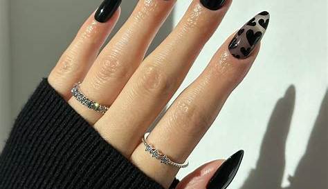 Goth Valentines Nails Pink