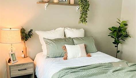 Green Aesthetic Bedroom Decor