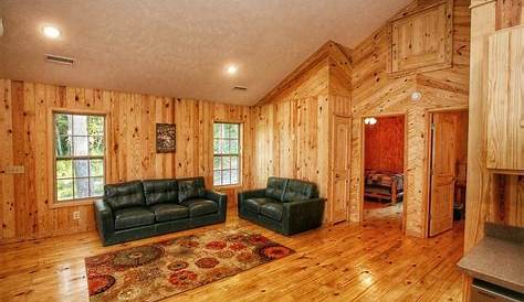 Greene's Pond Cabin Cabins for Rent in Elizabethtown, North Carolina