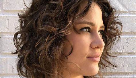 Hairstyles For Short Natural Wavy Hair Gray Don’t Care Salt And Pepper