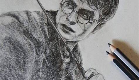 Harry Potter Hand Holding Wand Drawing - Wizarding World Harry Potter