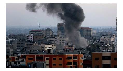 Israeli airstrikes hit Hamas commander's home, Gaza tunnels