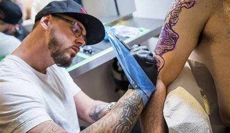 How to be a tattoo artist. Beginners first steps to becoming a great